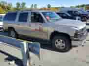 2003 Chevrolet Suburban Z71 с VIN 3GNFK16Z43G270825, выставлен на аукционе Copart как лот 87021375 с пробегом Не указан миль и На запчасти • Non repairable. История ставок и продаж доступна на DreamBid. Изображение 4.