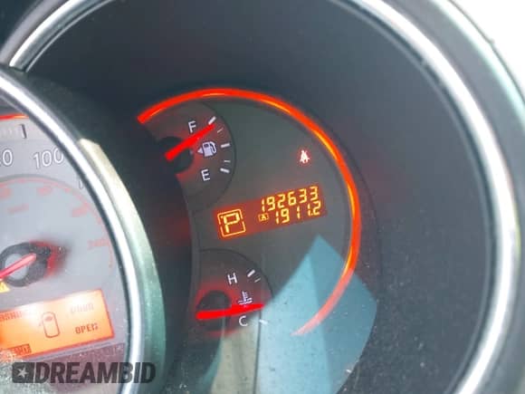 2009 Nissan Murano SL z VIN JN8AZ18W29W204600, wystawiony jako IAAI lot #42777814 z przebiegiem 192 633 mil mil oraz . Historia ofert i sprzedaży dostępna na DreamBid. Obrazek 16.