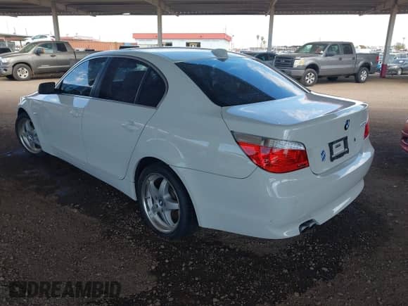 2006 BMW 5 Series 530i с VIN WBANE73516CM31233, выставлен на аукционе IAAI как лот 43296482 с пробегом 167 772 миль миль и . История ставок и продаж доступна на DreamBid. Изображение 3.