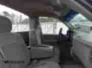 1999 Chevrolet Silverado 1500 LS z VIN 1GCEK14T4XZ200041, wystawiony jako IAAI lot #41475530 z przebiegiem 228 939 mil mil oraz . Historia ofert i sprzedaży dostępna na DreamBid. Obrazek 8.