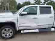 2018 GMC Sierra 1500 SLT z VIN 3GTU2NECXJG634683, wystawiony jako IAAI lot #43374368 z przebiegiem 76 104 mil mil oraz . Historia ofert i sprzedaży dostępna na DreamBid. Obrazek 6.