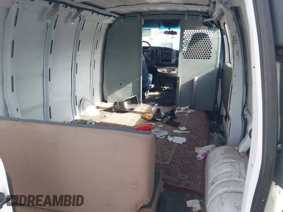 1999 Chevrolet Express с VIN 1GCEG15W5X1112754, выставлен на аукционе IAAI как лот 43345111 с пробегом 236 694 миль миль и . История ставок и продаж доступна на DreamBid. Изображение 8.