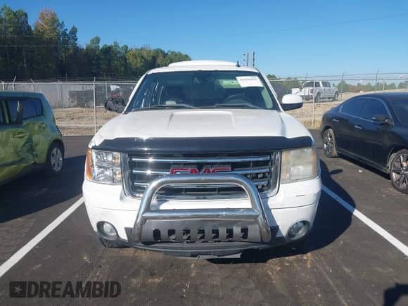 2011 GMC Sierra 1500 SLT with VIN 3GTP2WE3XBG277512, listed as a IAAI auction lot 43436452 with 204,363 mi miles and . Bid and sale history available at DreamBid. Image 13.