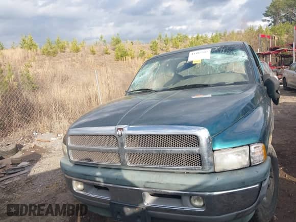 1999 Dodge 1500 с VIN 3B7HC13Z8XG203475, выставлен на аукционе IAAI как лот 41487347 с пробегом 178 014 миль миль и . История ставок и продаж доступна на DreamBid. Изображение 6.