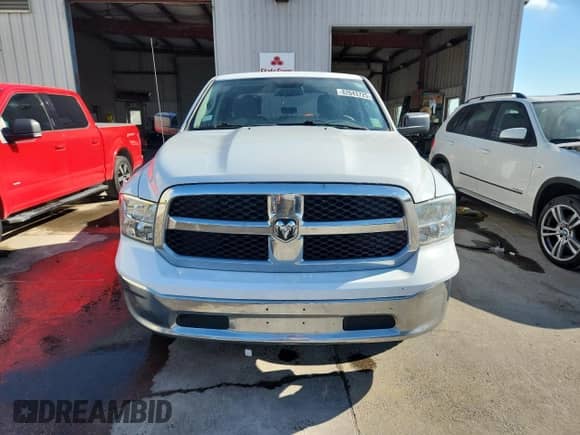 2019 Ram 1500 Tradesman z VIN 1C6RR6FG5KS661154, wystawiony jako Copart lot #82043725 z przebiegiem 182 356 mil mil oraz Szkoda całkowita • Salvage title. Historia ofert i sprzedaży dostępna na DreamBid. Obrazek 5.