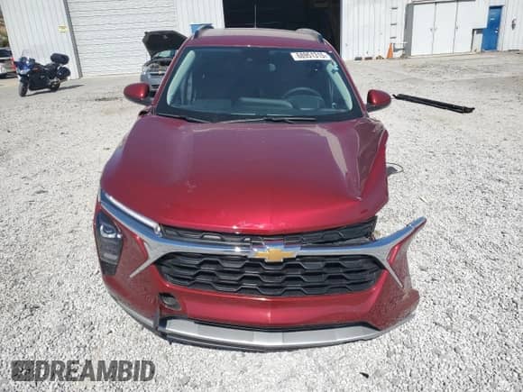 2024 Chevrolet Trax LT with VIN KL77LHE24RC092396, listed as a Copart auction lot 68951315 with 5,905 mi miles and Salvage title. Bid and sale history available at DreamBid. Image 5.