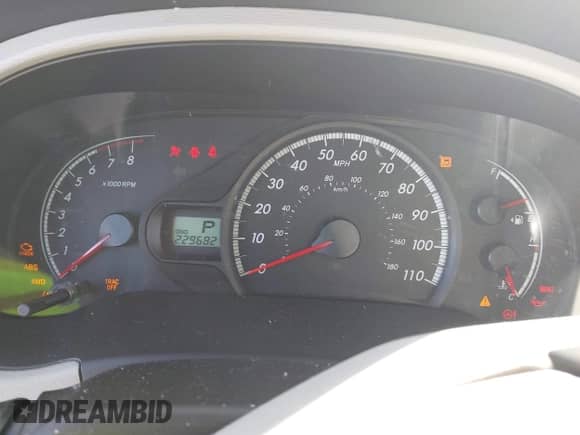 2014 Toyota Sienna LE z VIN 5TDJK3DC9ES092945, wystawiony jako IAAI lot #43472669 z przebiegiem 229 682 mil mil oraz . Historia ofert i sprzedaży dostępna na DreamBid. Obrazek 7.