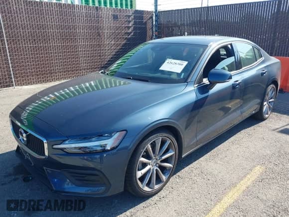 2019 Volvo S60 Momentum с VIN 7JR102FK6KG012125, выставлен на аукционе IAAI как лот 42628380 с пробегом 37 095 миль миль и . История ставок и продаж доступна на DreamBid. Изображение 2.