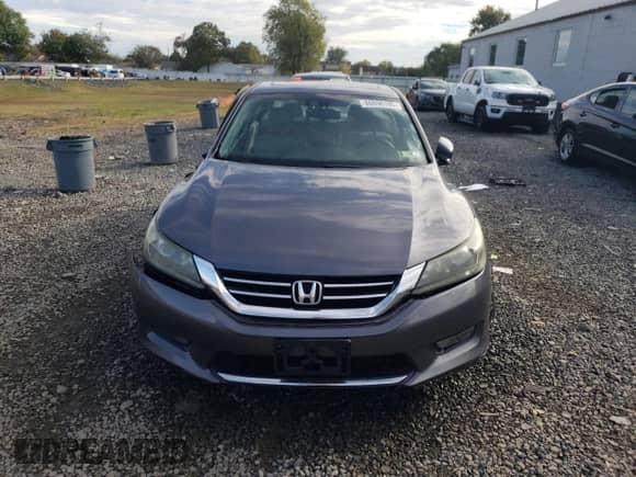 2014 Honda Accord EX-L with VIN 1HGCR3F84EA039615, listed as a Copart auction lot 86696185 with 93,446 mi miles and Salvage title. Bid and sale history available at DreamBid. Image 5.