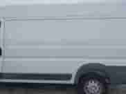 2018 Ram ProMaster Cargo z VIN 3C6TRVCG5JE138772, wystawiony jako IAAI lot #41544444 z przebiegiem 87 477 mil mil oraz . Historia ofert i sprzedaży dostępna na DreamBid. Obrazek 14.