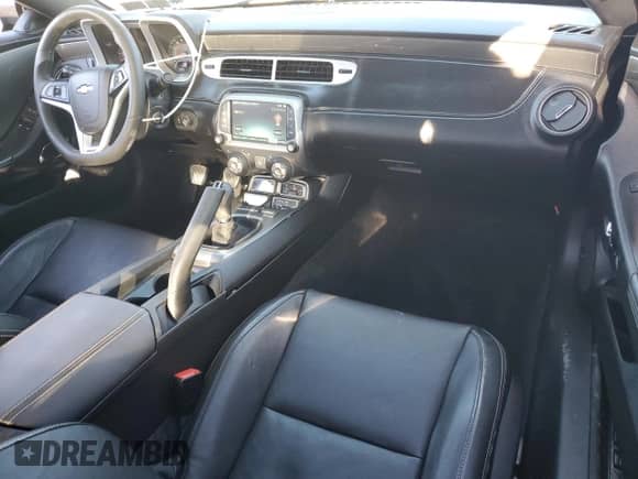2015 Chevrolet Camaro SS с VIN 2G1FJ1EW2F9303928, выставлен на аукционе Copart как лот 89505285 с пробегом 35 910 миль миль и Списание • Salvage title. История ставок и продаж доступна на DreamBid. Изображение 8.