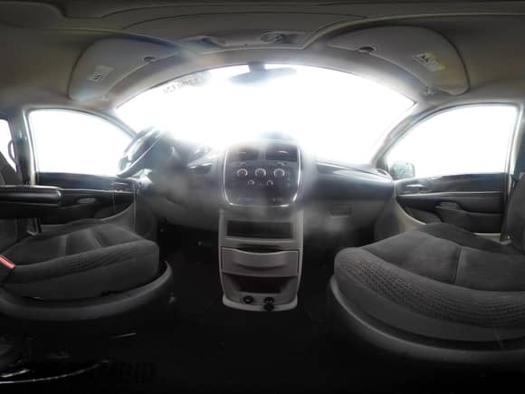 2019 Dodge Grand Caravan SE with VIN 2C4RDGBG8KR638293, listed as a IAAI auction lot 43290326 with 92,178 mi miles and . Bid and sale history available at DreamBid. Image 18.