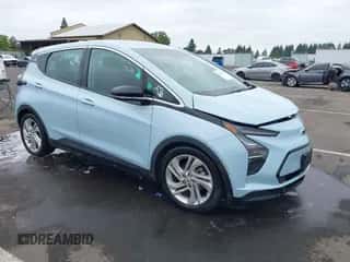 2022 Chevrolet Bolt EV 1LT z VIN 1G1FW6S06N4102212, wystawiony jako IAAI lot #43209140 z przebiegiem 44 188 mil mil oraz . Historia ofert i sprzedaży dostępna na DreamBid. Obrazek 1.