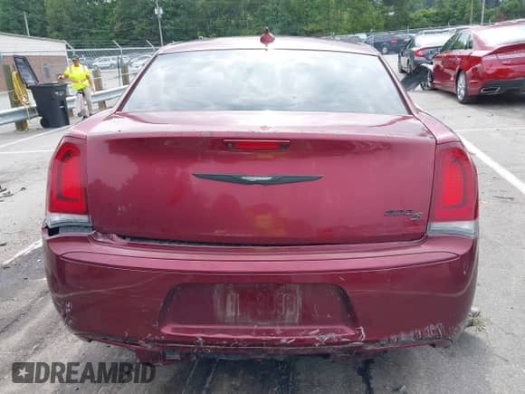 2019 Chrysler 300 S with VIN 2C3CCABG5KH601217, listed as a IAAI auction lot 42958257 with 138,442 mi miles and . Bid and sale history available at DreamBid. Image 16.