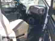 2005 Chevrolet Astro Cargo z VIN 1GCDM19X15B114810, wystawiony jako IAAI lot #42316144 z przebiegiem Nie podano mil oraz . Historia ofert i sprzedaży dostępna na DreamBid. Obrazek 5.