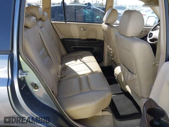 2003 Toyota Highlander с VIN JTEGF21A730106073, выставлен на аукционе IAAI как лот 43162469 с пробегом 279 171 миль миль и . История ставок и продаж доступна на DreamBid. Изображение 8.