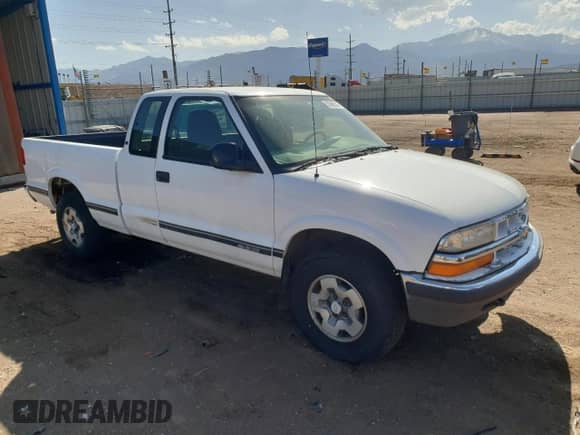 1998 Chevrolet S-10 LS с VIN 1GCDT19X8W8157817, выставлен на аукционе Copart как лот 52966545 с пробегом 189 606 миль миль и Чистый • Clean title. История ставок и продаж доступна на DreamBid. Изображение 4.