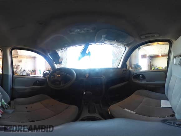 2005 Chevrolet TrailBlazer LT с VIN 1GNES16S756185321, выставлен на аукционе IAAI как лот 42668053 с пробегом Не указан миль и . История ставок и продаж доступна на DreamBid. Изображение 18.