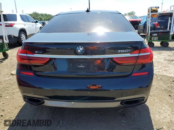 2019 BMW 7 Series 750i xDrive with VIN WBA7F2C57KB240392, listed as a Copart auction lot 58296274 with 44,676 mi miles and Salvage title. Bid and sale history available at DreamBid. Image 6.