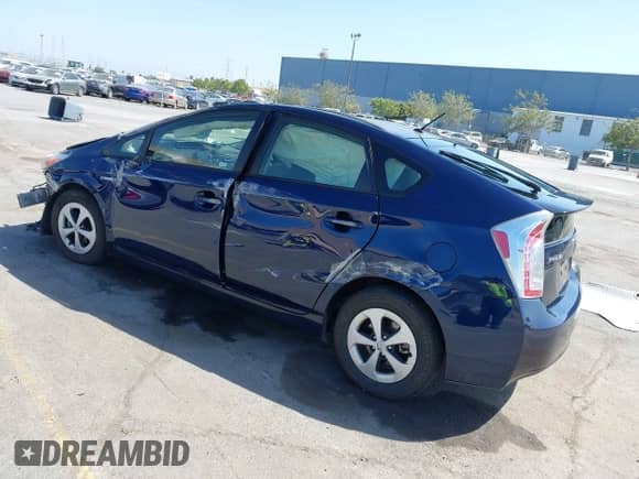 2015 Toyota Prius Four z VIN JTDKN3DU8F1997678, wystawiony jako IAAI lot #42494356 z przebiegiem 120 416 mil mil oraz . Historia ofert i sprzedaży dostępna na DreamBid. Obrazek 3.