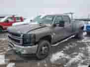 2012 Chevrolet Silverado 3500HD Work Truck с VIN 1GC4KZC87CF203101, выставлен на аукционе Copart как лот 45590425 с пробегом 317 433 миль миль и Списание • Salvage title. История ставок и продаж доступна на DreamBid. Изображение 1.