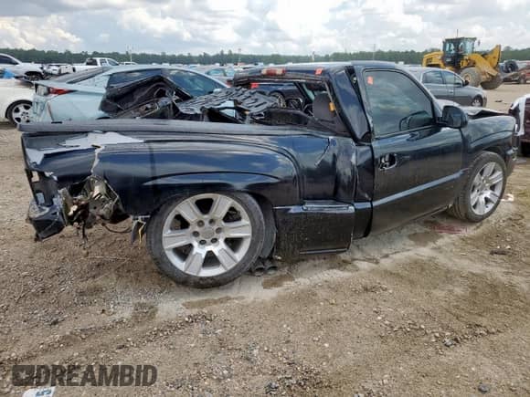 1999 GMC Sierra 1500 SLE с VIN 1GTEC14T5XZ521406, выставлен на аукционе Copart как лот 68481555 с пробегом 250 129 миль миль и Списание • Salvage title. История ставок и продаж доступна на DreamBid. Изображение 3.