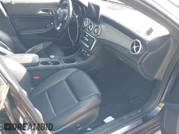 2018 Mercedes-Benz CLA 250 с VIN WDDSJ4EB4JN510532, выставлен на аукционе IAAI как лот 43128406 с пробегом 161 991 миль миль и . История ставок и продаж доступна на DreamBid. Изображение 5.