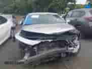 2020 Chevrolet Impala LT z VIN 1G11Z5S37LU102545, wystawiony jako IAAI lot #42483927 z przebiegiem Nie podano mil oraz . Historia ofert i sprzedaży dostępna na DreamBid. Obrazek 11.