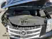 2013 Cadillac Escalade with VIN WA98242231, listed as a Copart auction lot 60667845 with 92,410 mi miles and Salvage title. Bid and sale history available at DreamBid. Image 12.