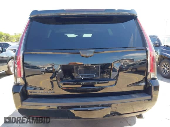 2018 Cadillac Escalade Luxury with VIN 1GYS3BKJ5JR142496, listed as a IAAI auction lot 42215538 with 160,002 mi miles and . Bid and sale history available at DreamBid. Image 21.