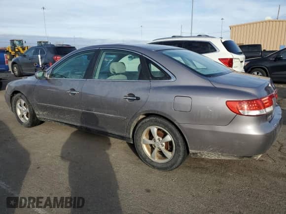 2006 Hyundai Azera SE с VIN KMHFC46F46A073536, выставлен на аукционе Copart как лот 85753124 с пробегом 201 014 миль миль и Чистый • Clean title. История ставок и продаж доступна на DreamBid. Изображение 2.