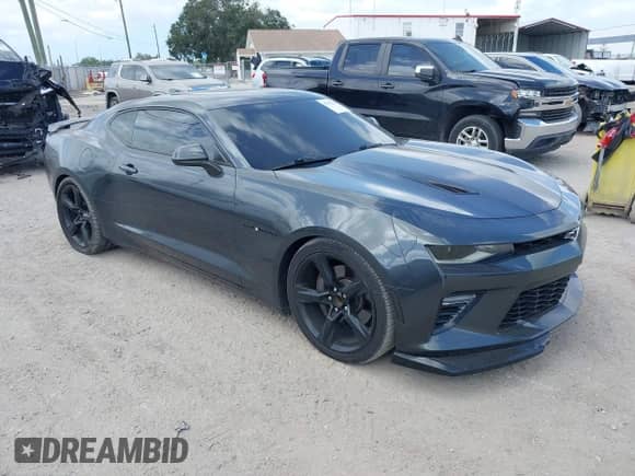 2017 Chevrolet Camaro 2SS с VIN 1G1FH1R77H0105082, выставлен на аукционе IAAI как лот 43350250 с пробегом 89 770 миль миль и . История ставок и продаж доступна на DreamBid. Изображение 1.
