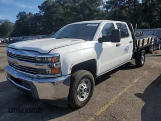 2016 Chevrolet Silverado 1500 with VIN 1GB1CUE87GF233659, listed as a Copart auction lot 84462775 with 233,550 mi miles and Clean title. Bid and sale history available at DreamBid. Image 1.
