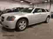 2005 Dodge Magnum with VIN 2DRGZR8V15H587486, listed as a IAAI auction lot 42040578 with 179,158 mi miles and . Bid and sale history available at DreamBid. Image 2.