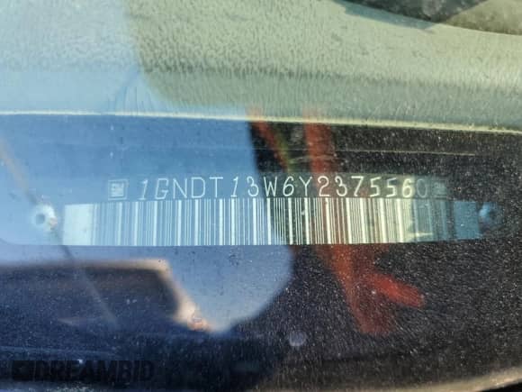 2000 Chevrolet Blazer LT with VIN 1GNDT13W6Y2375560, listed as a Copart auction lot 46275195 with Not provided miles and Salvage title. Bid and sale history available at DreamBid. Image 12.