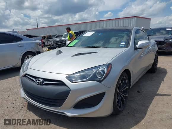 2015 Hyundai Genesis Coupe 3.8L Base with VIN KMHHT6KJ1FU127694, listed as a IAAI auction lot 42618487 with 49,756 mi miles and . Bid and sale history available at DreamBid. Image 2.