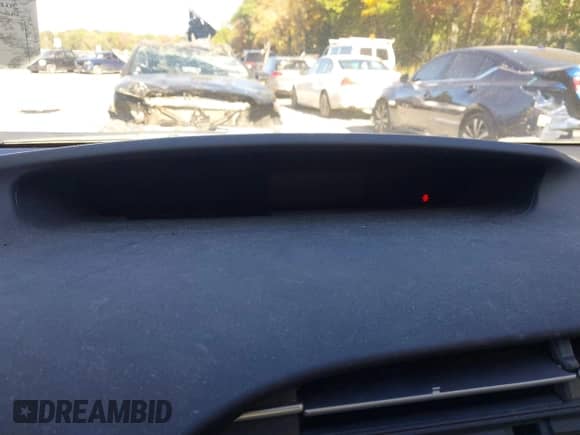 2011 Toyota Prius III with VIN JTDKN3DUXB0262829, listed as a IAAI auction lot 43402718 with 172,758 mi miles and . Bid and sale history available at DreamBid. Image 14.