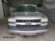 2002 Chevrolet Silverado 2500HD LS с VIN 1GCHK29U32E243595, выставлен на аукционе Copart как лот 67637775 с пробегом 247 090 миль миль и Списание • Salvage title. История ставок и продаж доступна на DreamBid. Изображение 5.