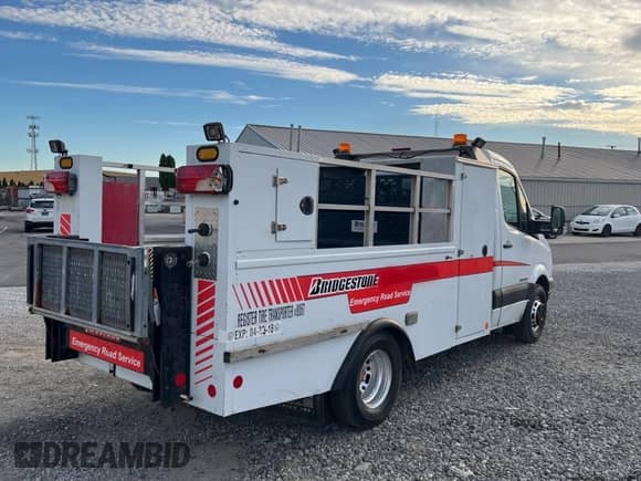 2007 Dodge Sprinter with VIN WDXPF345879341083, listed as a Copart auction lot 75351274 with Not provided miles and Clean title. Bid and sale history available at DreamBid. Image 4.