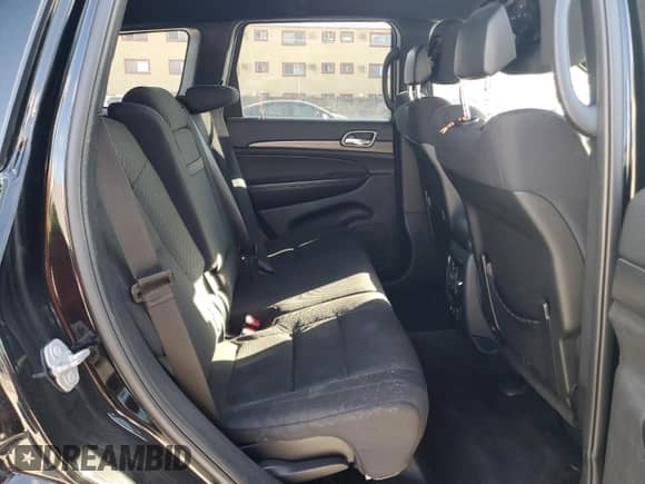 2018 Jeep Grand Cherokee Laredo E with VIN 1C4RJFAG6JC382151, listed as a Copart auction lot 84907855 with 122,140 mi miles and Salvage title. Bid and sale history available at DreamBid. Image 11.