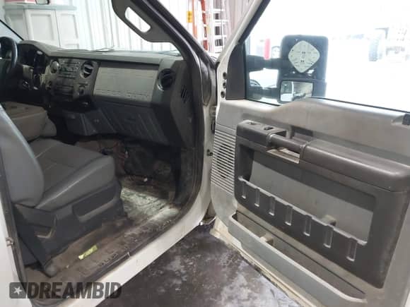 2016 Ford F-250 XL с VIN 1FDBF2A69GEB34021, выставлен на аукционе IAAI как лот 42178305 с пробегом 115 292 миль миль и . История ставок и продаж доступна на DreamBid. Изображение 5.