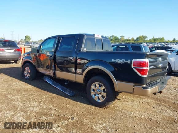 2011 Ford F-150 Lariat z VIN 1FTFW1EF3BFB39941, wystawiony jako IAAI lot #43136003 z przebiegiem 162 564 mil mil oraz . Historia ofert i sprzedaży dostępna na DreamBid. Obrazek 3.