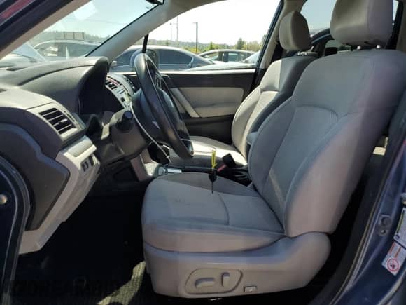 2014 Subaru Forester Premium with VIN JF2SJAEC0EH526069, listed as a Copart auction lot 70426195 with 213,521 mi miles and Clean title. Bid and sale history available at DreamBid. Image 7.