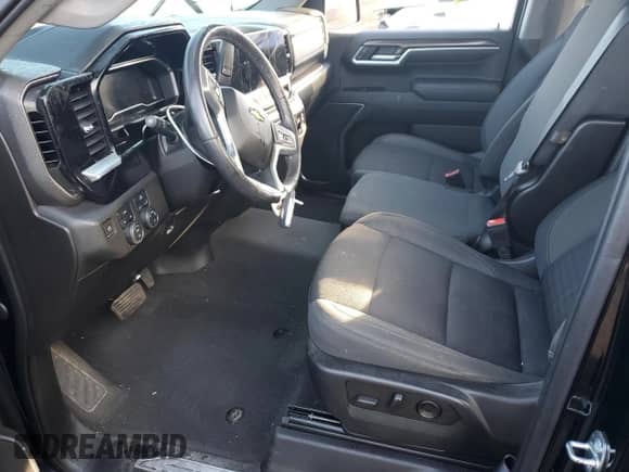 2022 Chevrolet Silverado 1500 LT с VIN 1GCUDDET0NZ506950, выставлен на аукционе Copart как лот 46721725 с пробегом 19 713 миль миль и Списание • Salvage title. История ставок и продаж доступна на DreamBid. Изображение 7.