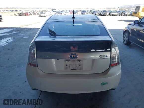 2015 Toyota Prius Advanced с VIN JTDKN3DP1F3072870, выставлен на аукционе Copart как лот 84988655 с пробегом 77 649 миль миль и Списание • Salvage title. История ставок и продаж доступна на DreamBid. Изображение 6.