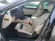 2015 Hyundai Genesis 3.8L z VIN KMHGN4JE0FU080009, wystawiony jako Copart lot #73486254 z przebiegiem 130 799 mil mil oraz Szkoda całkowita • Salvage title. Historia ofert i sprzedaży dostępna na DreamBid. Obrazek 7.