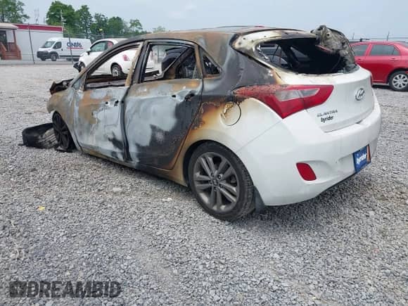 2016 Hyundai Elantra с VIN KMHD35LH1GU303830, выставлен на аукционе IAAI как лот 42425639 с пробегом 102 775 миль миль и . История ставок и продаж доступна на DreamBid. Изображение 3.