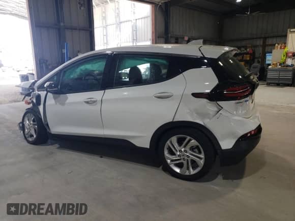 2023 Chevrolet Bolt EV 1LT z VIN 1G1FW6S06P4101564, wystawiony jako Copart lot #69358055 z przebiegiem Nie podano mil oraz Szkoda całkowita • Salvage title. Historia ofert i sprzedaży dostępna na DreamBid. Obrazek 2.