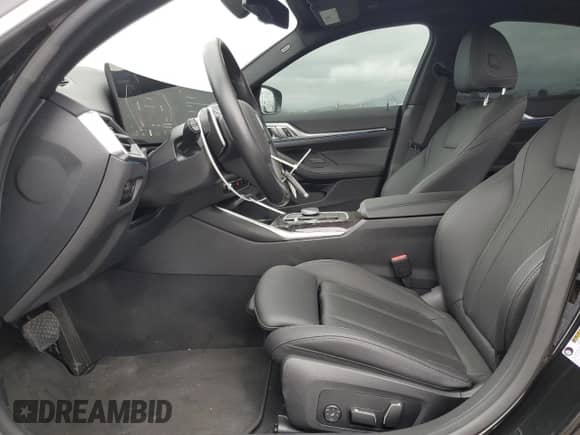 2024 BMW 4 Series 430i с VIN WBA63AV04RFS25464, выставлен на аукционе Copart как лот 53543965 с пробегом 18 008 миль миль и Списание • Salvage title. История ставок и продаж доступна на DreamBid. Изображение 7.