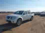 2016 Nissan Frontier SV z VIN 1N6AD0EV5GN726475, wystawiony jako IAAI lot #40481044 z przebiegiem 55 910 mil mil oraz . Historia ofert i sprzedaży dostępna na DreamBid. Obrazek 17.